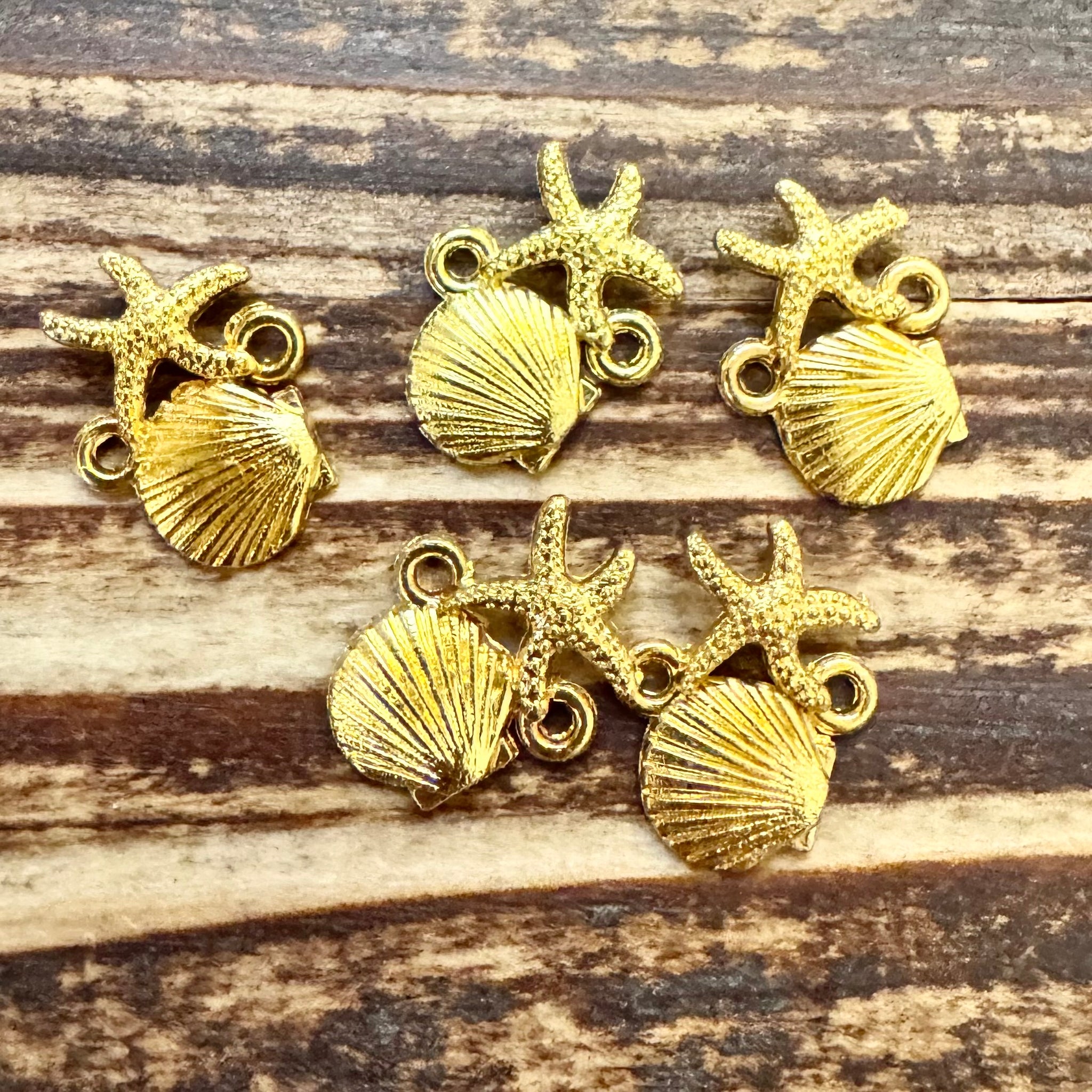 BCB-1073 - Gold Plated Sea Shell Starfish Connector, 13x18mm | Pkg
