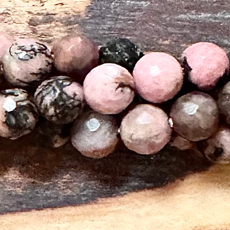 Detail of 6mm Faceted Rhodonite Gemstone Beads (GM-0661)